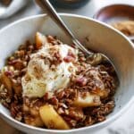 Slow Cooker Gingerbread Apple Pie Crumble Recipe
