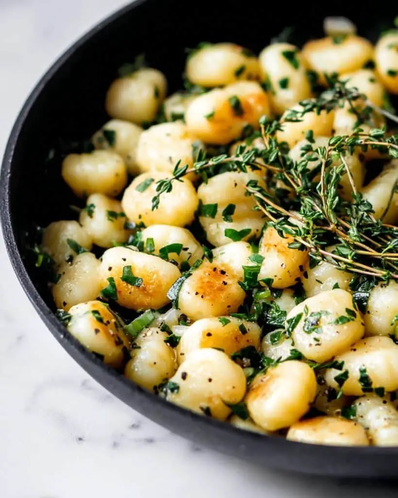 Pan Seared Scallops with Garlic, Capers, and Lemon Butter Sauce Recipe